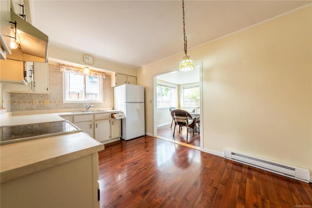 5 of 50 - 723 Phillips St, Parksville, BC