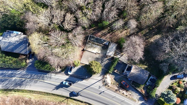 3111 Departure Bay Rd, Nanaimo