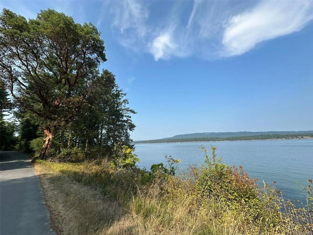 5 of 46 - 1520 North Beach Rd, Salt Spring, BC