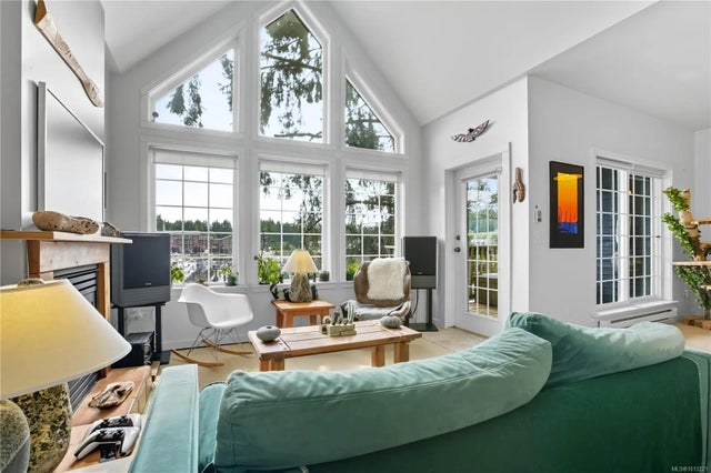 1 of 19 - 1971 Harbour Cres 1003, Ucluelet, BC