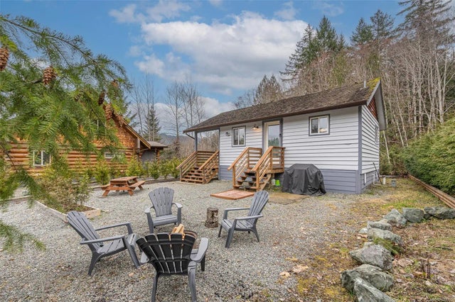 1 of 42 - 8631 South Shore Rd 6, Lake Cowichan, BC