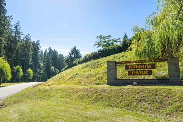 3 of 56 - 1097 Morrell Cir, Nanaimo, BC