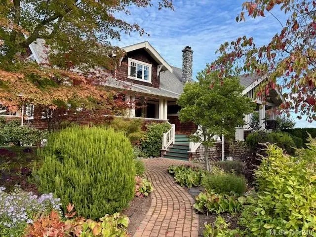 1 of 72 - 1974 Hovey Rd, Central Saanich, BC