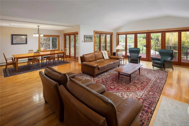 5 of 55 - 2710 Sea View Rd, Saanich, BC