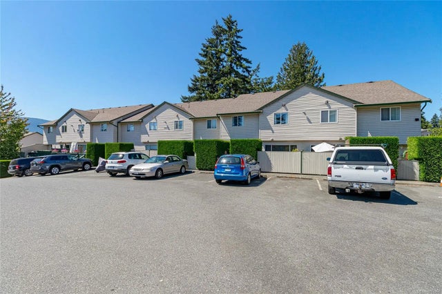 1 of 28 - 1910 Bowen Rd 5, Nanaimo, BC