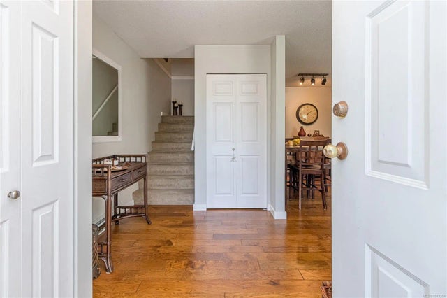 3 of 28 - 1910 Bowen Rd 5, Nanaimo, BC