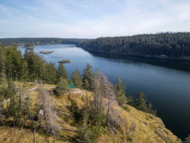 3 of 26 - 875 Gowlland Harbour Rd, Quadra Island, BC