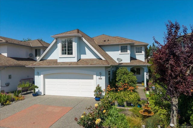 1 of 64 - 5804 Quarry Cres, Nanaimo, BC