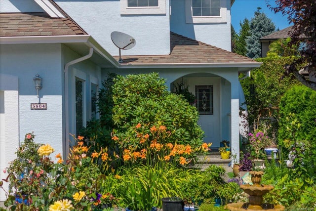 2 of 64 - 5804 Quarry Cres, Nanaimo, BC