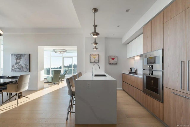 5 of 20 - 2000 Hannington Rd 1702, Langford, BC