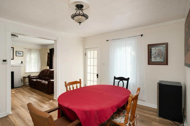 5 of 22 - 1256 Walnut St, Victoria, BC