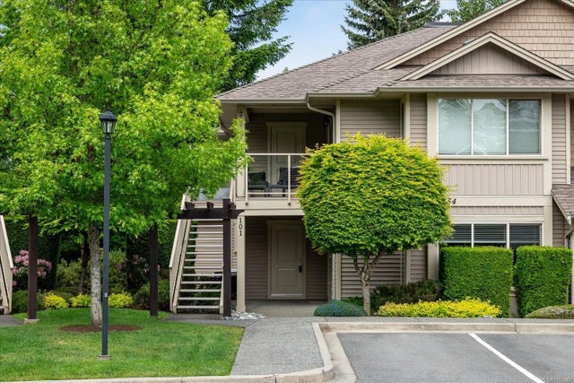 1 of 28 - 4454 Hedgestone Pl 101, Nanaimo, BC