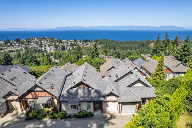 3 of 52 - 4745 Grandview Crt 106, Nanaimo, BC