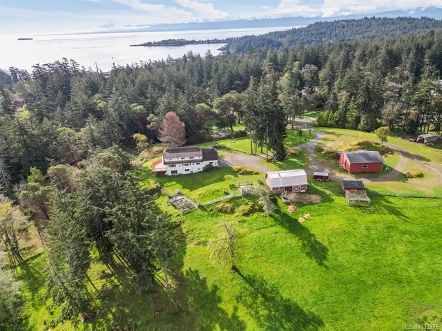 1 of 61 - 561 Boblaw Pl, Metchosin, BC