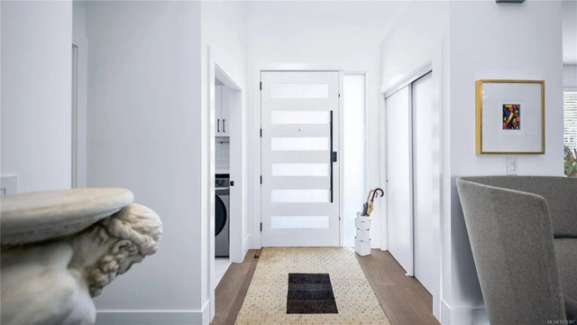 5 of 54 - 927 Beckwith Ave, Saanich, BC