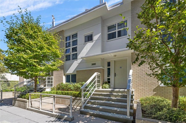 4 of 56 - 38 Front St Th25, Nanaimo, BC