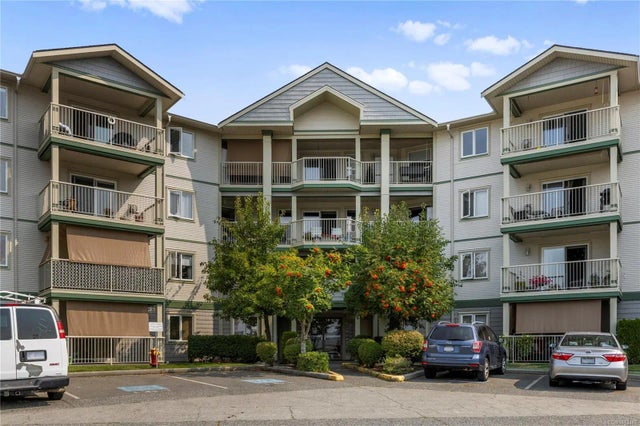 1 of 28 - 4971 Songbird Pl 204, Nanaimo, BC