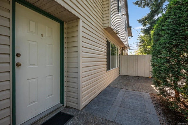 2 of 28 - 1910 Bowen Rd 9, Nanaimo, BC