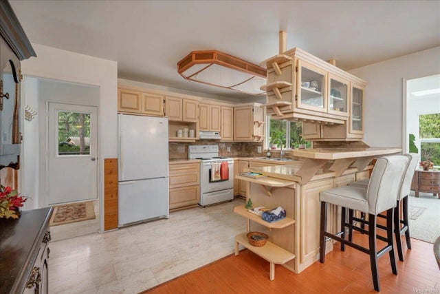 4 of 40 - 6650 Green Acres Way, Nanaimo, BC