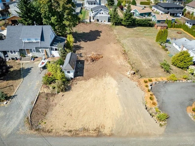 4 of 8 - Lot 27 Warren Ave, Royston, BC