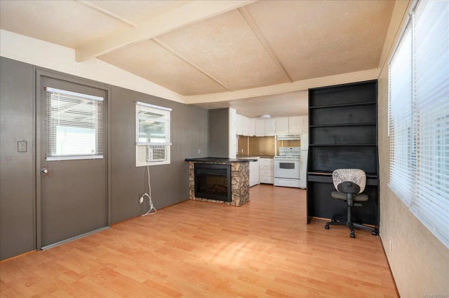 4 of 20 - 6820 Parklands Pl 20, Lantzville, BC