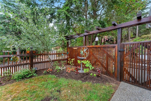 2 of 68 - 3350 Redden Rd, Nanoose Bay, BC