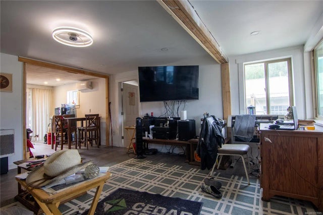 4 of 21 - 32 Poplar St, Lake Cowichan, BC