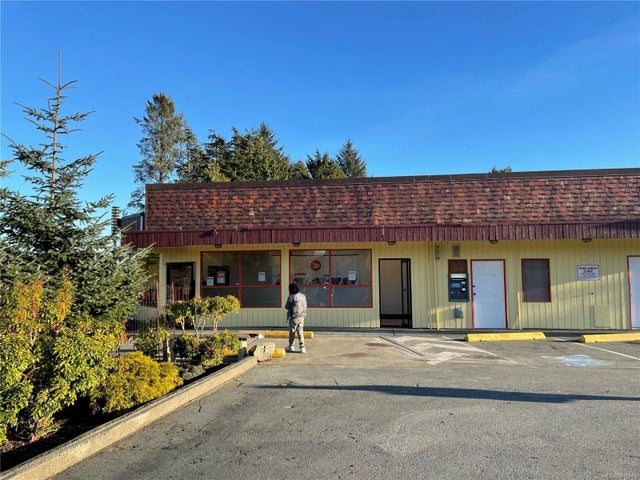 1 of 6 - 1685 Peninsula Rd 500, Ucluelet, BC