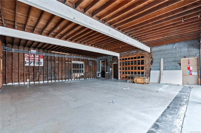 4 of 6 - 1685 Peninsula Rd 500, Ucluelet, BC