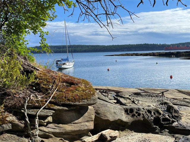1 of 32 - Lt 32 Ruxton Island, Ruxton Island, BC