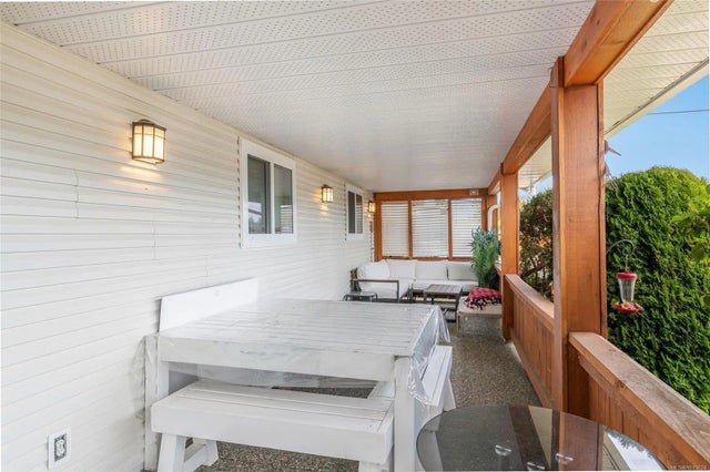 4 of 34 - 697 Woodburn St, Parksville, BC