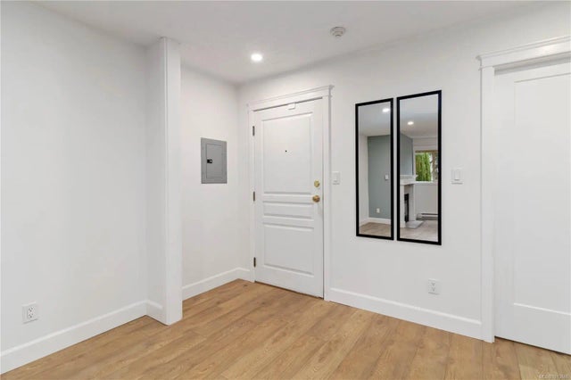 2 of 41 - 894 Vernon Ave 102, Saanich, BC