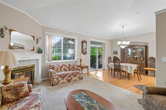 4 of 35 - 6144 Saturna Ave, Nanaimo, BC