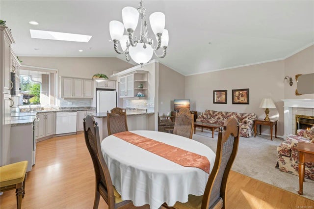 5 of 35 - 6144 Saturna Ave, Nanaimo, BC