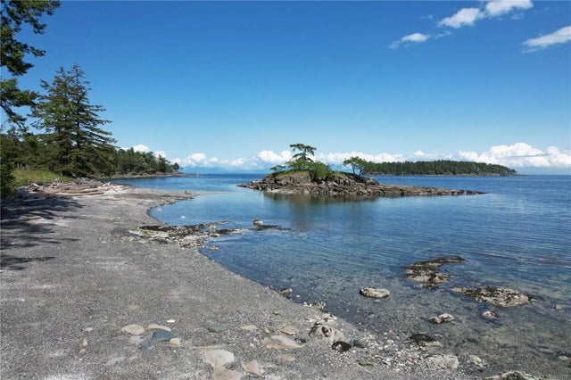 3 of 25 - Lt4 Hyham Rd, Gabriola Island, BC