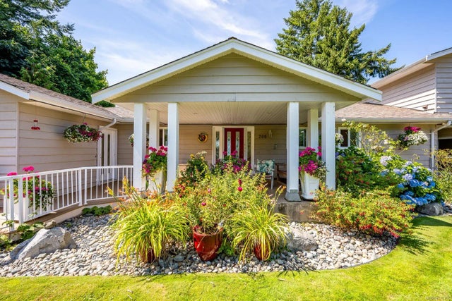 2 of 29 - 200 Crome Point Rd, Bowser, BC