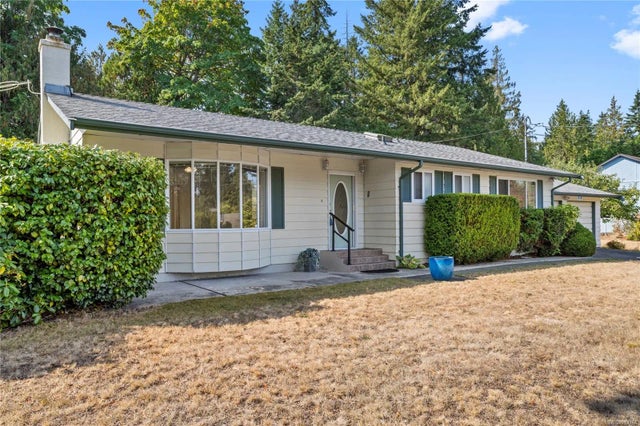 1 of 44 - 1058 Wood Duck Pl, Qualicum Beach, BC