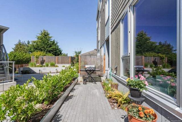 3 of 29 - 1720 Fairfield Rd 103, Victoria, BC