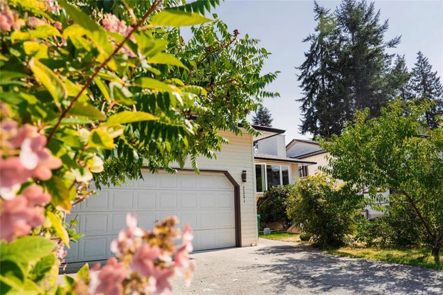 1 of 46 - 2551 Stampede Trail, Nanaimo, BC