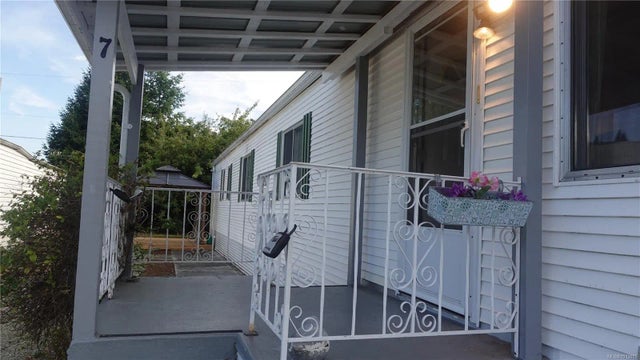 2 of 28 - 6820 Parklands Pl 7, Lantzville, BC
