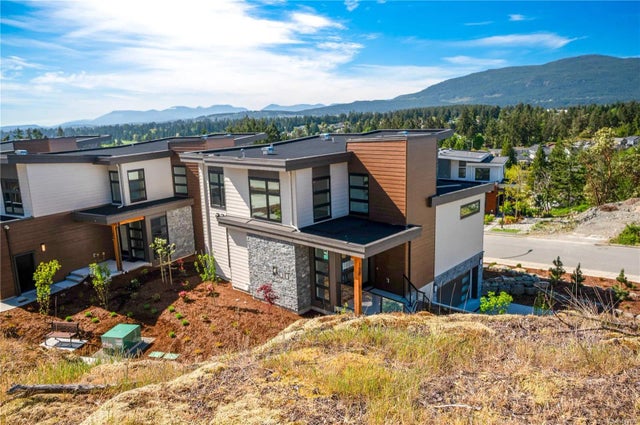 1 of 29 - 1220 Manzanita Pl 101, Nanaimo, BC