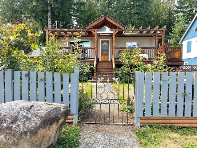 2 of 86 - 100 Boundary Rd, Lake Cowichan, BC