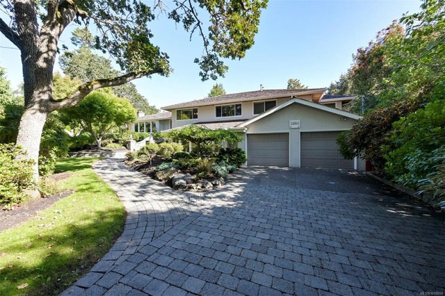 3 of 56 - 2886 Tudor Ave, Saanich, BC