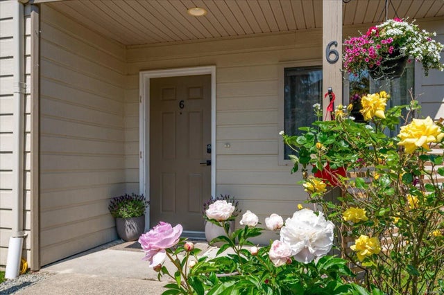 2 of 43 - 4271 Wellington Rd 6, Nanaimo, BC