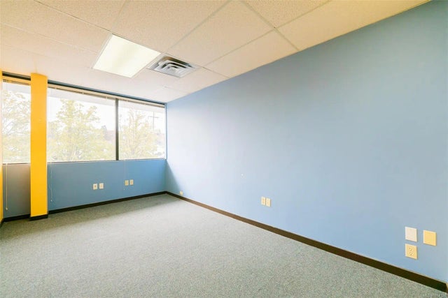 5 of 9 - 154 Memorial Dr 203, Parksville, BC