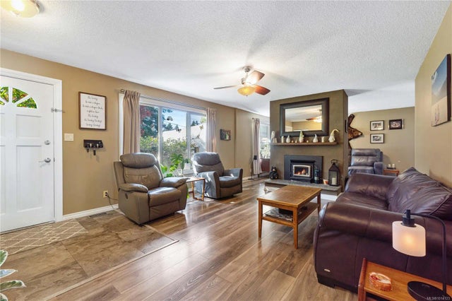 3 of 45 - 5733 Amsterdam Cres, Nanaimo, BC