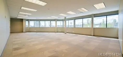 3 of 7 - 154 Memorial Dr 302, Parksville, BC