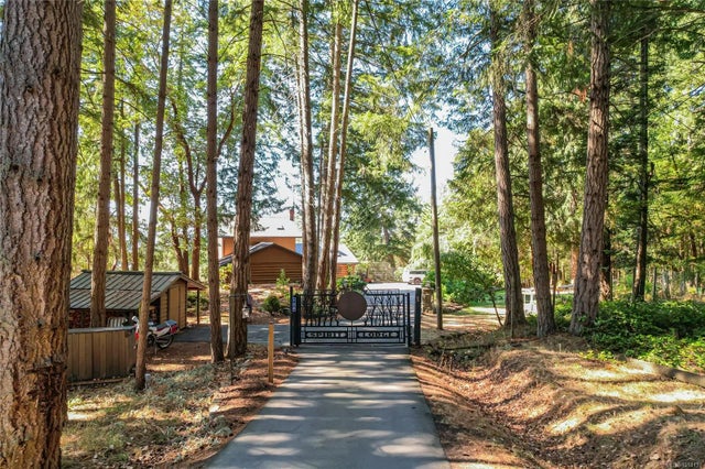 4 of 43 - 108 Tern Rd, Salt Spring, BC