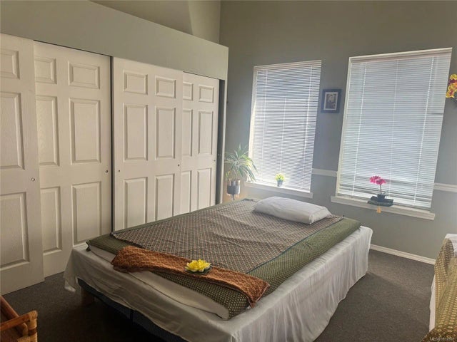 4 of 8 - 335 Wesley St 207b, Nanaimo, BC