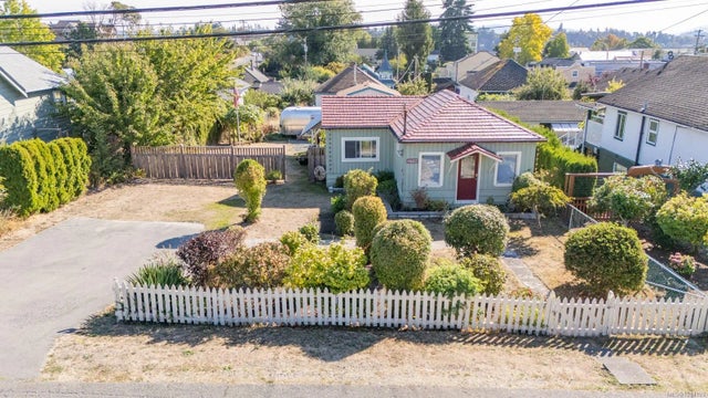 3 of 32 - 9885 Willow St, Chemainus, BC
